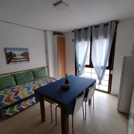 Zodiac Ab 6h * 滨海略雷特